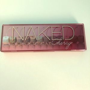 🍒Urban Decay Naked Cherry Palette